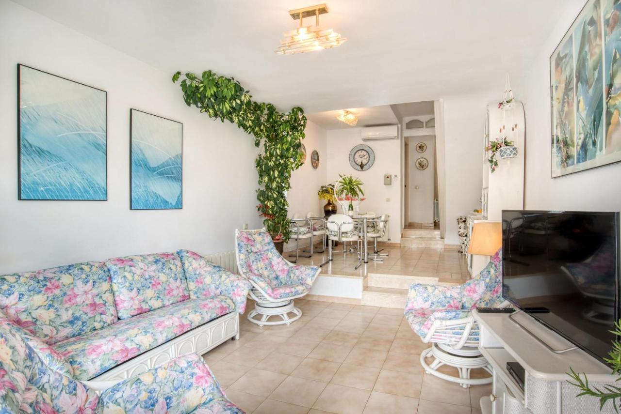 Big Villa Sagaro 萨卡罗 外观 照片